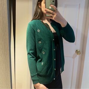Elegant Green Women's Sweater